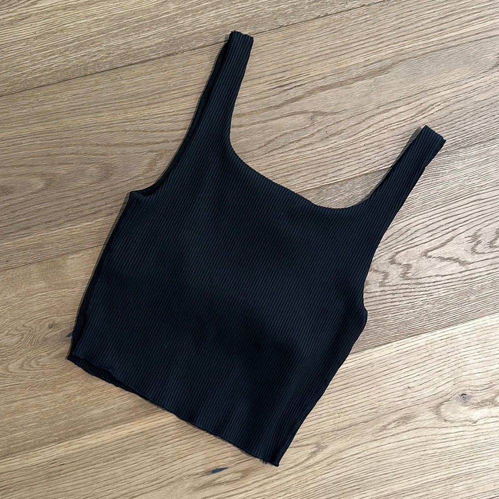 Carbon38 Black Ribbed Crop Top